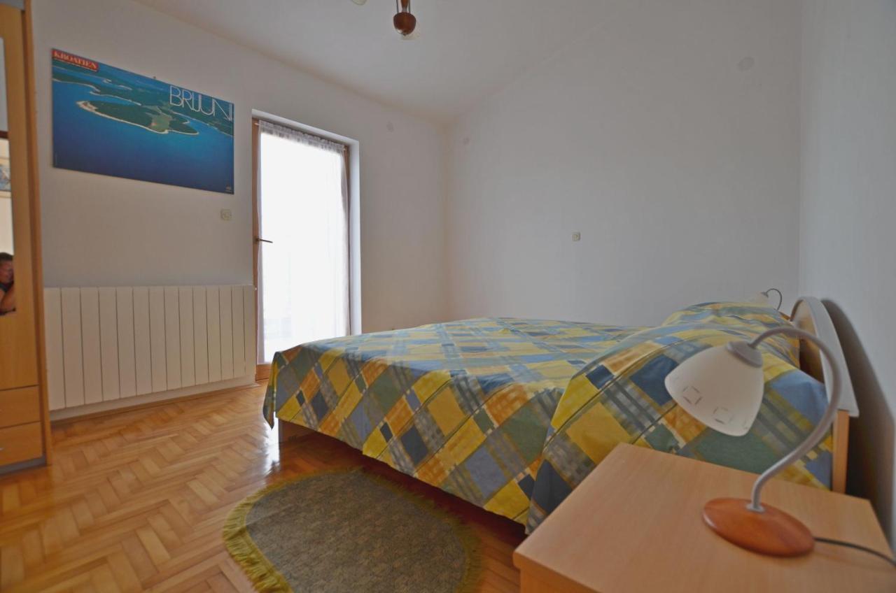 Apartments Josip Pavicini Exterior photo