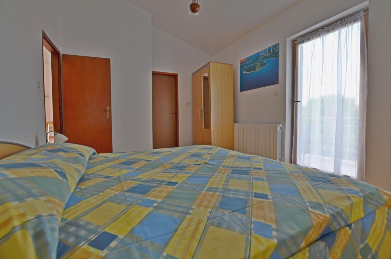 Apartments Josip Pavicini Exterior photo